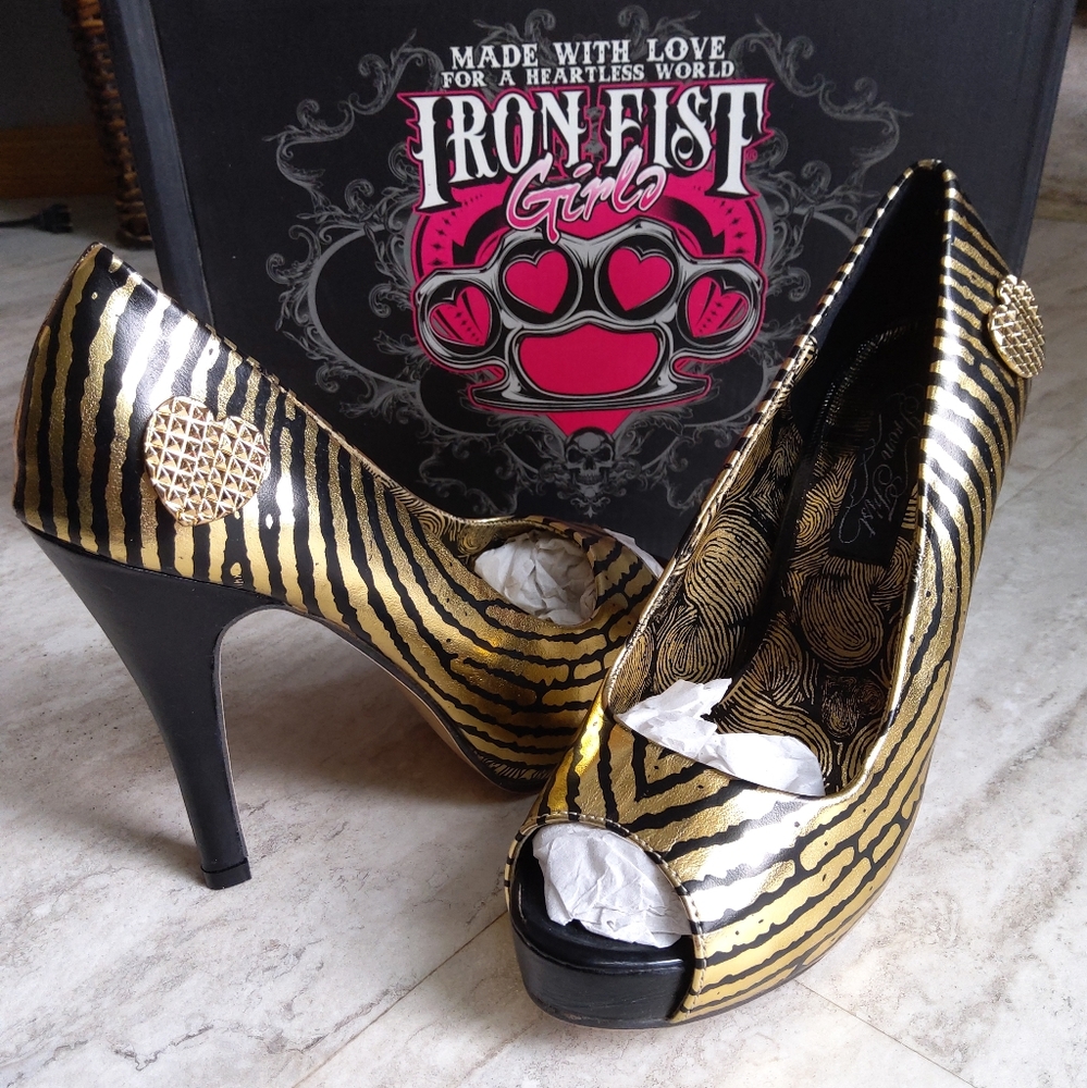 IRON FIST - Women's Ladies Hands Off Platform Heels - 5